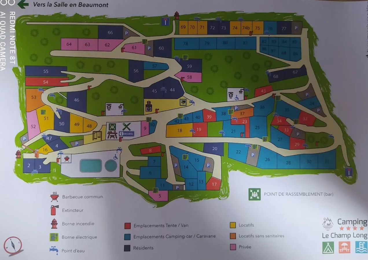 Camping Le Champ Long Hotel La Salle-en-Beaumont Campsite